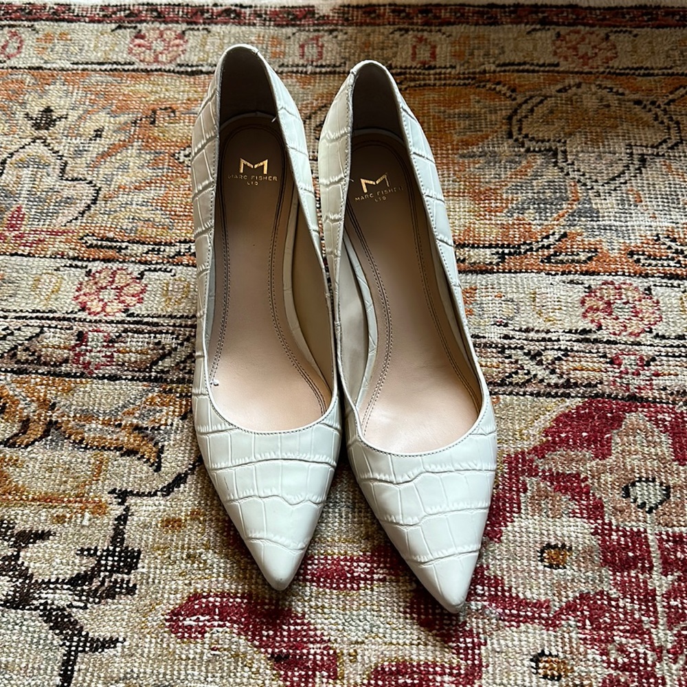 Marc Fisher Zala Block Heel Alligator Skin